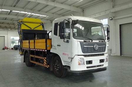 程力威牌CLW5120TFZ6HC型防撞缓冲车