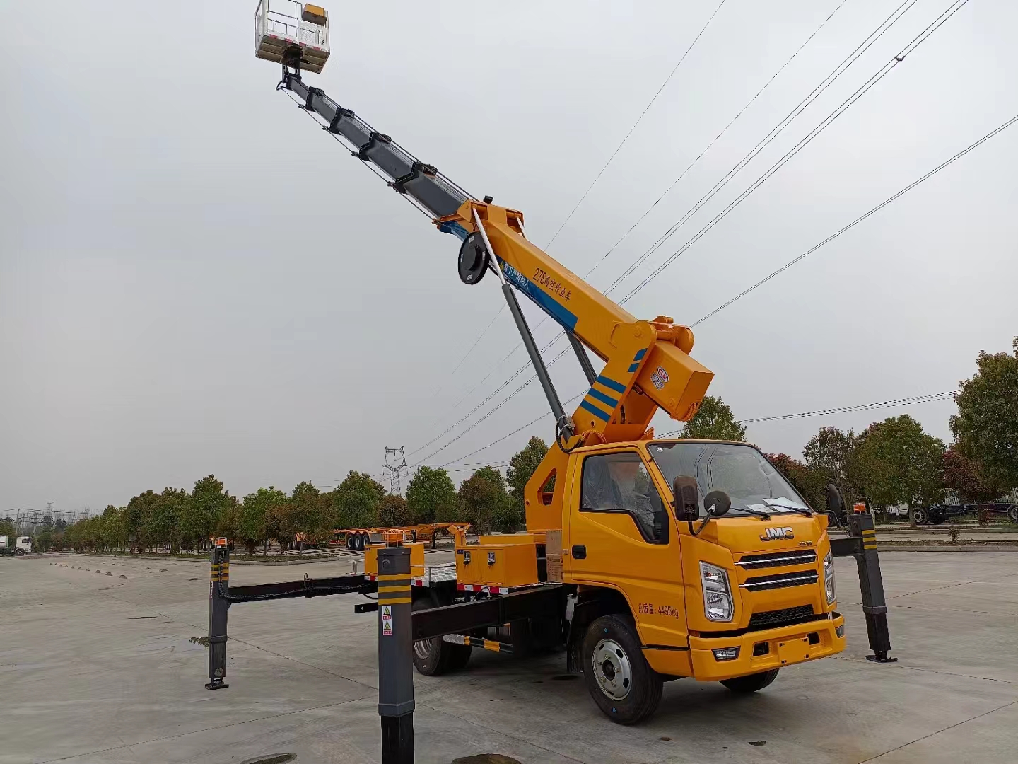 蓝牌27米高空作业车